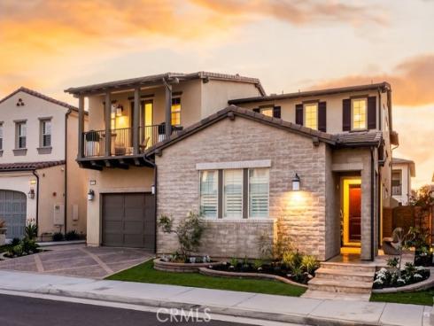 17301  Juniper   Lane, Huntington Beach, CA