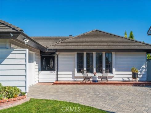 20582  Queens Park  , Huntington Beach, CA