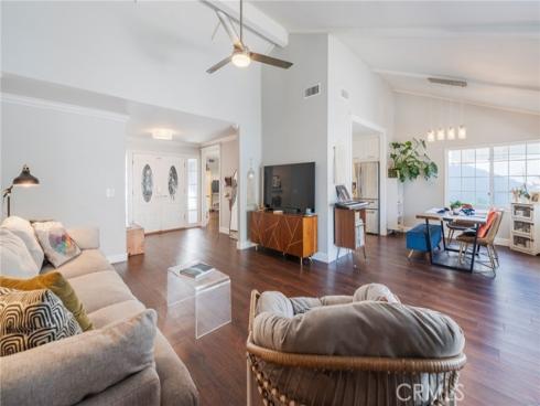 20582  Queens Park  , Huntington Beach, CA