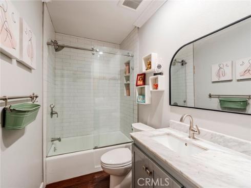 20582  Queens Park  , Huntington Beach, CA