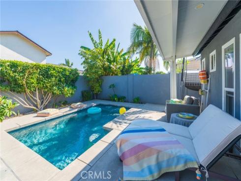 20582  Queens Park  , Huntington Beach, CA