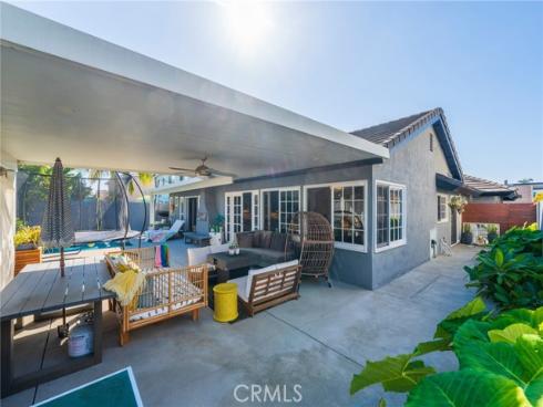 20582  Queens Park  , Huntington Beach, CA