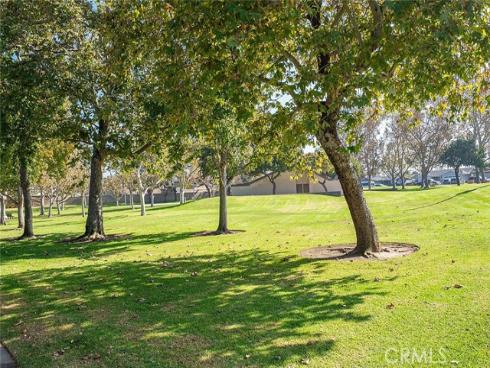 18272  Parkview Lane  101 , Huntington Beach, CA