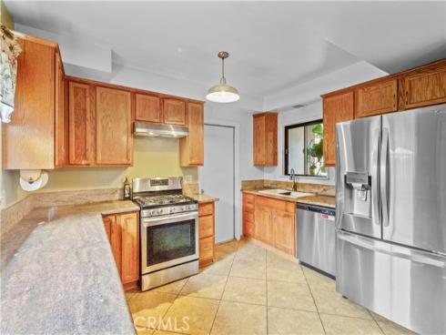 6112  Tyndall  , Huntington Beach, CA