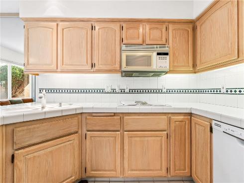 18871  Kithira   Circle, Huntington Beach, CA