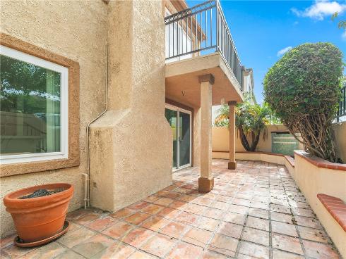 18871  Kithira   Circle, Huntington Beach, CA