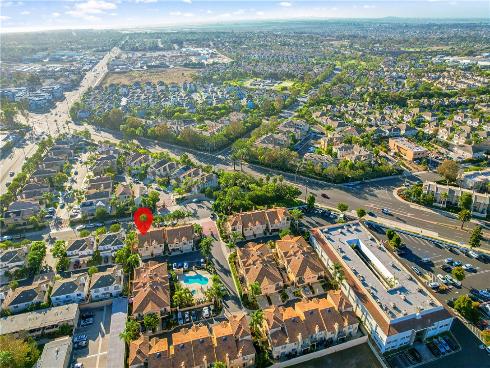 18871  Kithira   Circle, Huntington Beach, CA