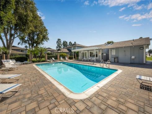 16393  Del Oro  123 , Huntington Beach, CA