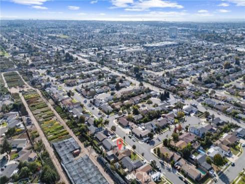 16582  Lucia   Lane, Huntington Beach, CA