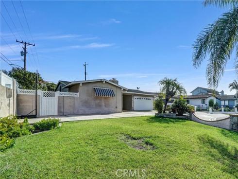 16502  Loire  , Huntington Beach, CA