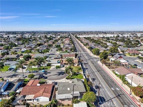 16502  Loire  , Huntington Beach, CA