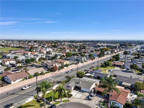 16502  Loire  , Huntington Beach, CA