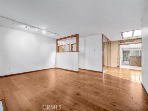 16502  Loire  , Huntington Beach, CA