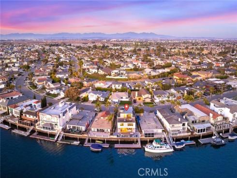 17007  Edgewater  , Huntington Beach, CA