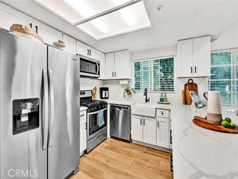 4561  Warner  201 , Huntington Beach, CA