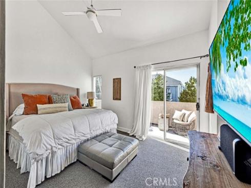 4561  Warner  201 , Huntington Beach, CA