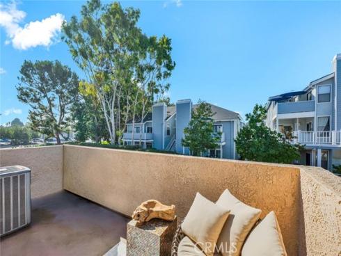 4561  Warner  201 , Huntington Beach, CA