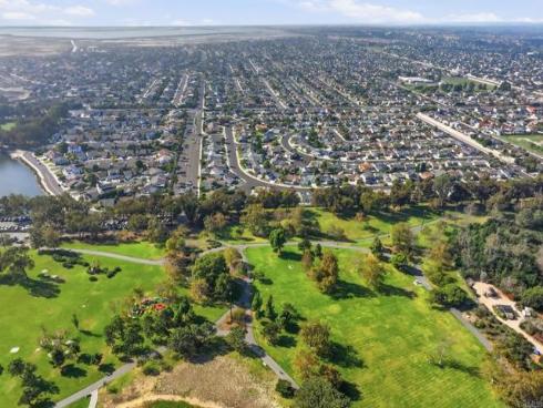 17821  Quintana   Lane, Huntington Beach, CA