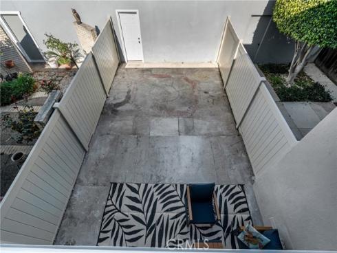 4001  Warner  , Huntington Beach, CA