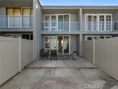 4001  Warner  , Huntington Beach, CA