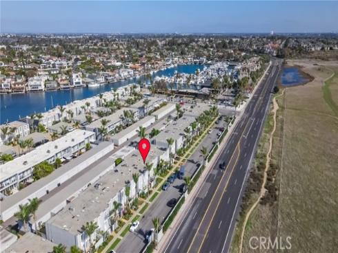 4001  Warner  , Huntington Beach, CA