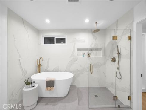 20942  Queens Park  , Huntington Beach, CA