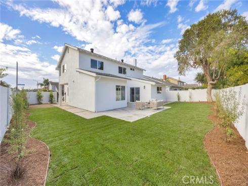 20942  Queens Park  , Huntington Beach, CA