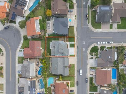 20942 Queens Park , Huntington Beach, CA