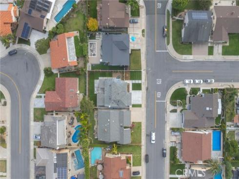 20942  Queens Park  , Huntington Beach, CA