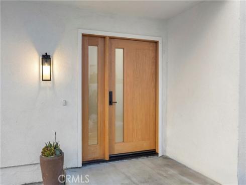 20942  Queens Park  , Huntington Beach, CA