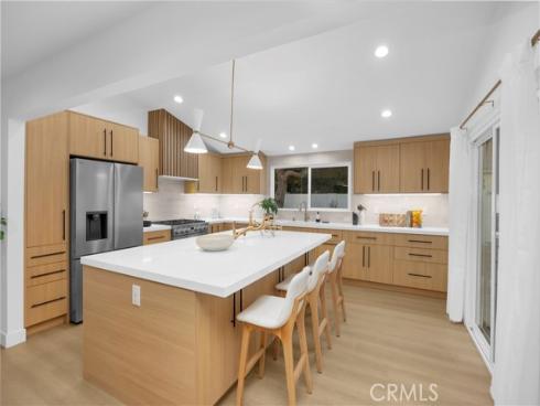 20942  Queens Park  , Huntington Beach, CA