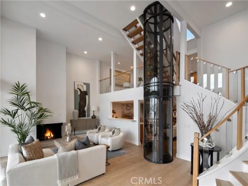 16449  Wimbledon   Lane, Huntington Beach, CA