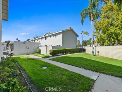 9962  Continental Drive  , Huntington Beach, CA