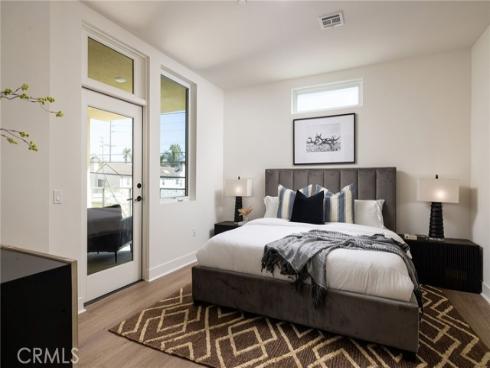 414  Main St.  310 , Huntington Beach, CA