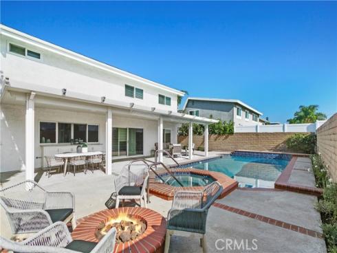 8542  Bayonne  , Huntington Beach, CA