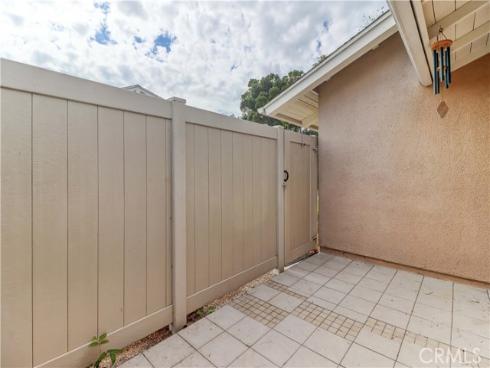 8566  Sierra  911-C , Huntington Beach, CA