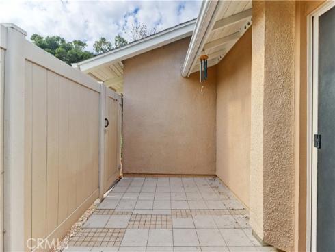 8566  Sierra  911-C , Huntington Beach, CA