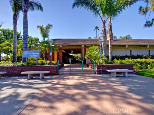 8566  Sierra  911-C , Huntington Beach, CA