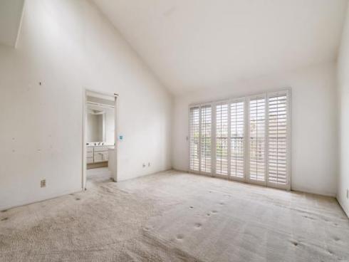 19302  Sawgrass Ln  , Huntington Beach, CA