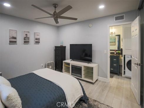 6600  Warner  102  Avenue, Huntington Beach, CA