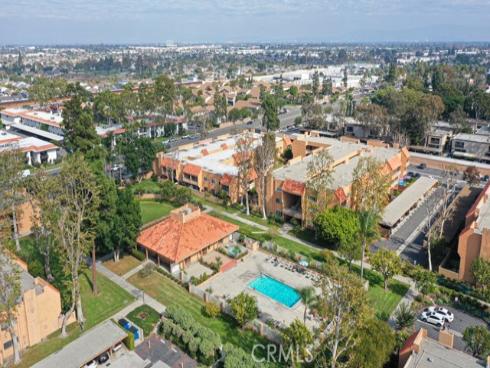 6600  Warner  102  Avenue, Huntington Beach, CA