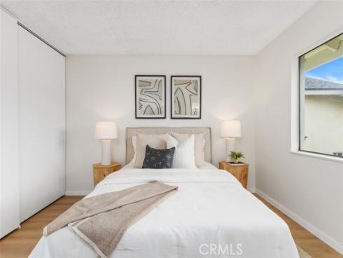 5681  Mangrum  , Huntington Beach, CA