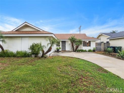 5681  Mangrum  , Huntington Beach, CA