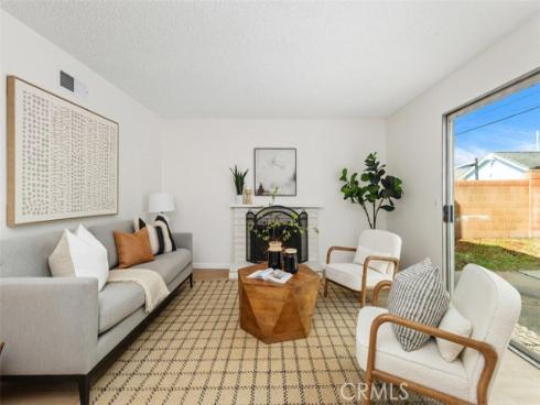 5681  Mangrum  , Huntington Beach, CA