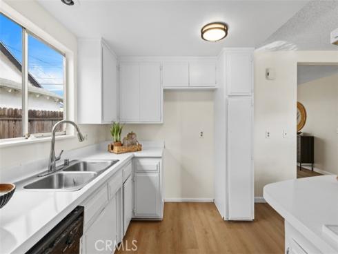 5681  Mangrum  , Huntington Beach, CA