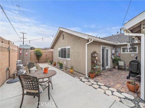 17612  Wrightwood   Lane, Huntington Beach, CA