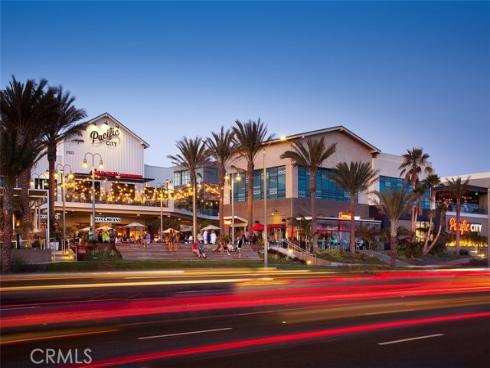 17612  Wrightwood   Lane, Huntington Beach, CA