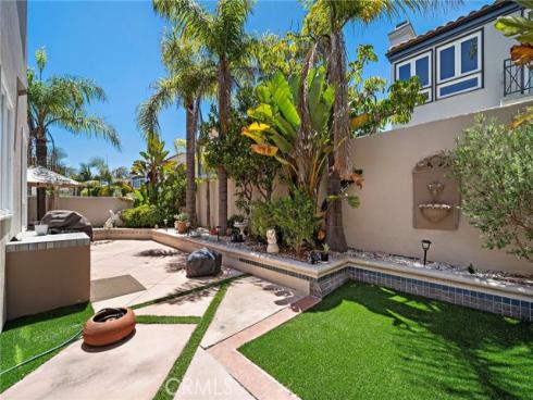 19025  Bayhill   Lane, Huntington Beach, CA