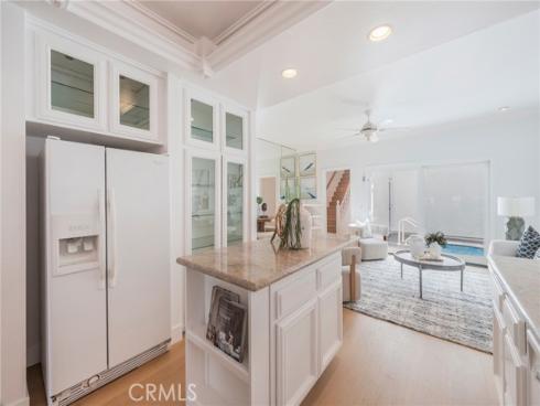 118  8th  , Huntington Beach, CA