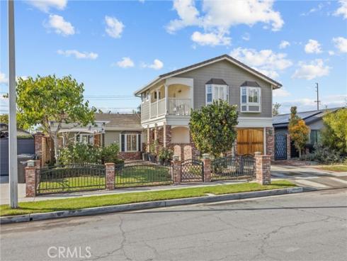 19041  Hillsboro   Circle, Huntington Beach, CA
